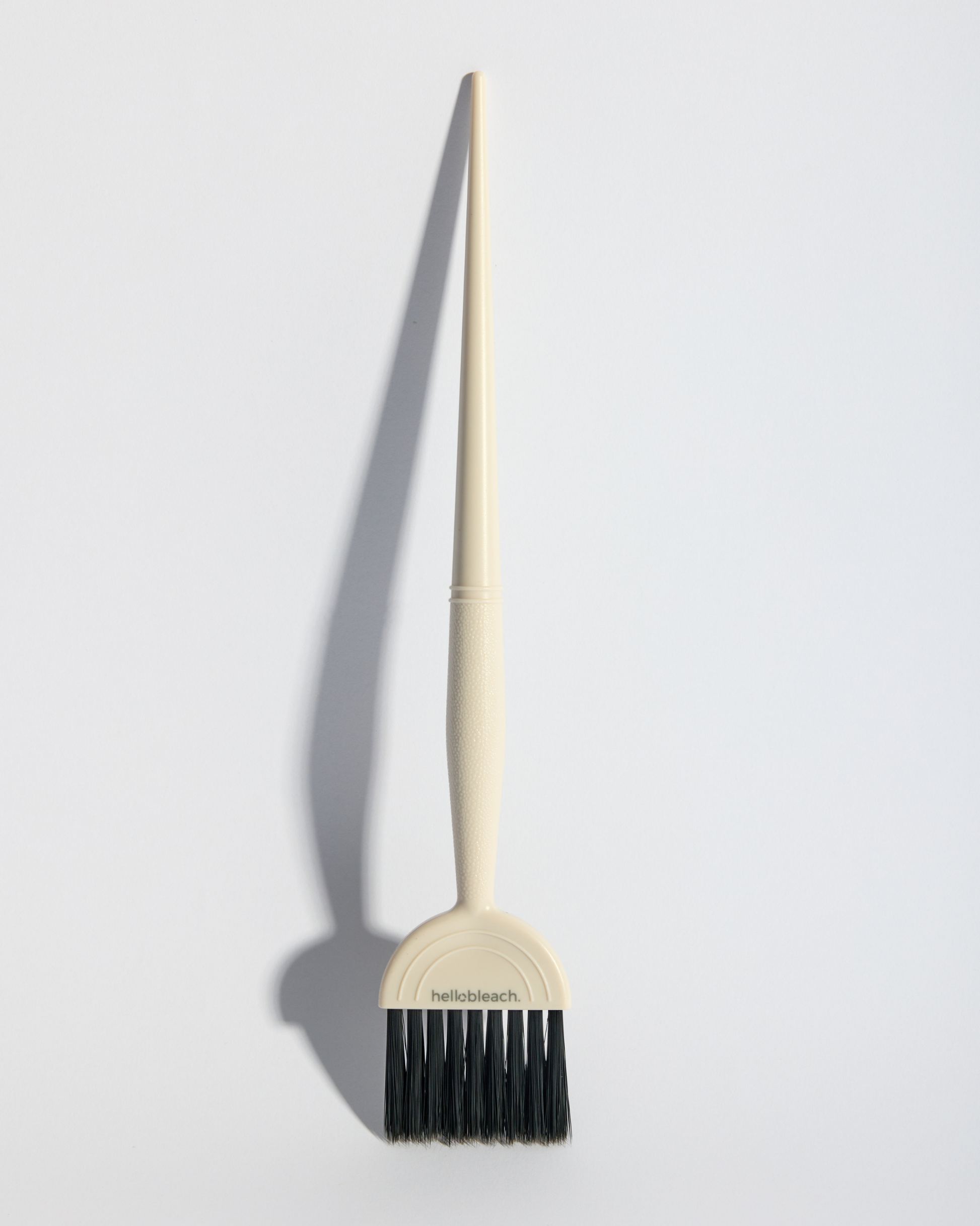 Hello Bleach Small Tint Brush Ivory