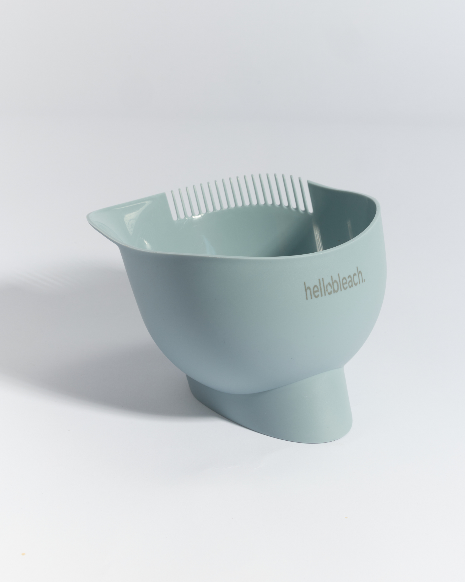 Hello Bleach Deep Tint Bowl w Teeth Sky